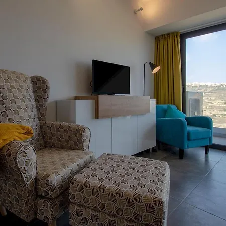 2 Bed Apartment W Distant Sea And Country Views Marsalforn Extérieur photo