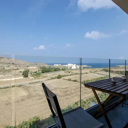 2 Bed Apartment W Distant Sea And Country Views Marsalforn Extérieur photo
